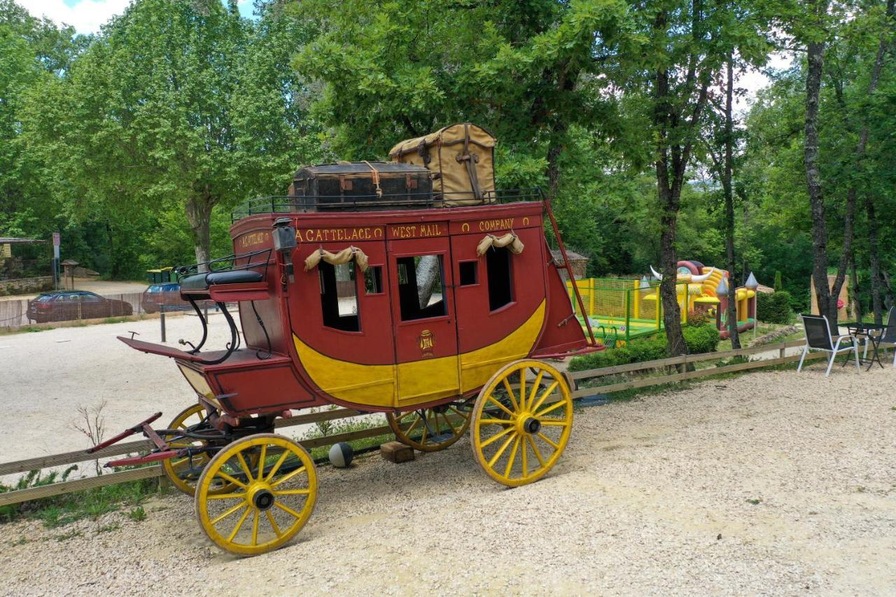 Camping Le Colorado Rustrel Exterior photo