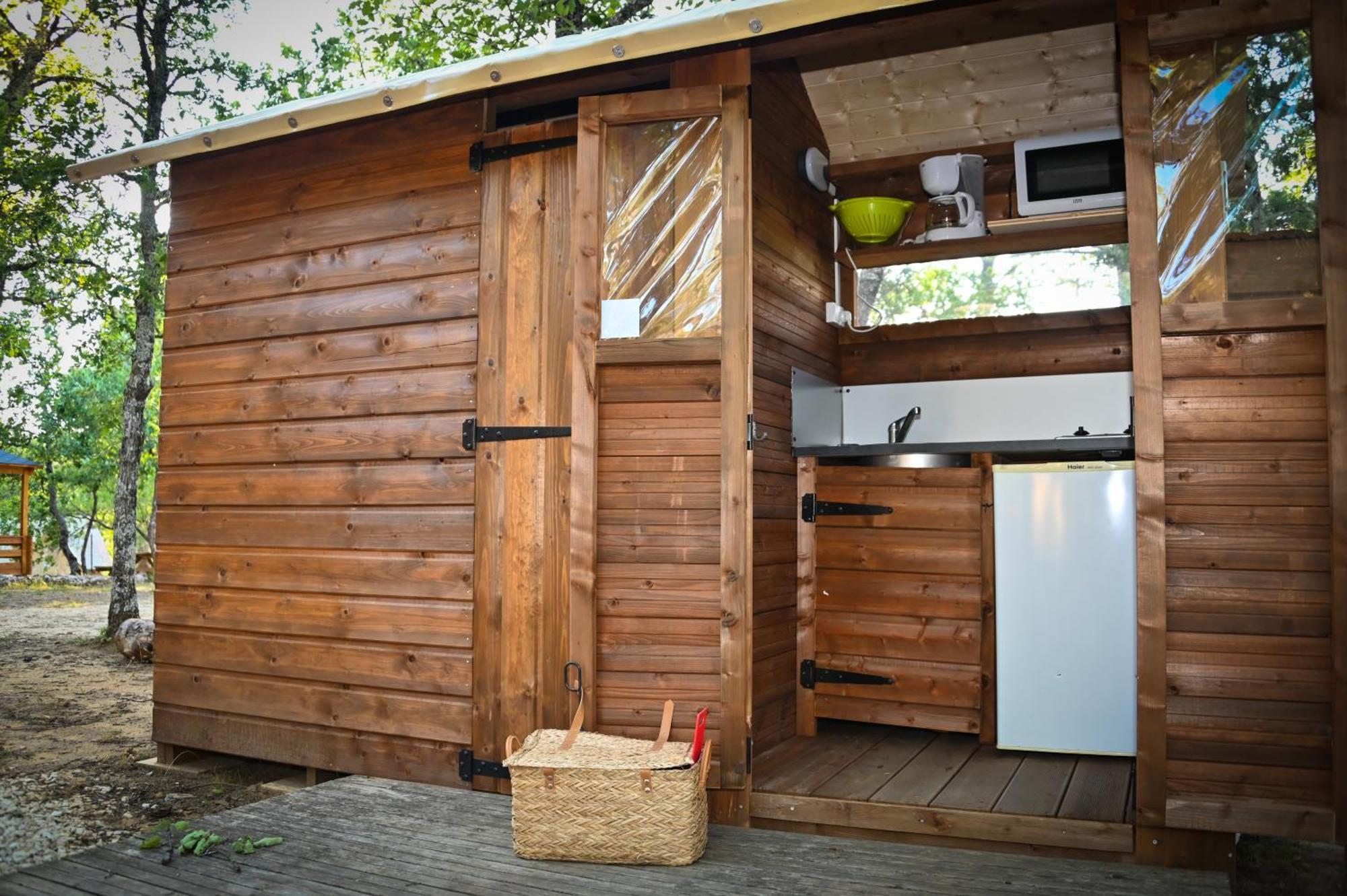 Camping Le Colorado Rustrel Exterior photo